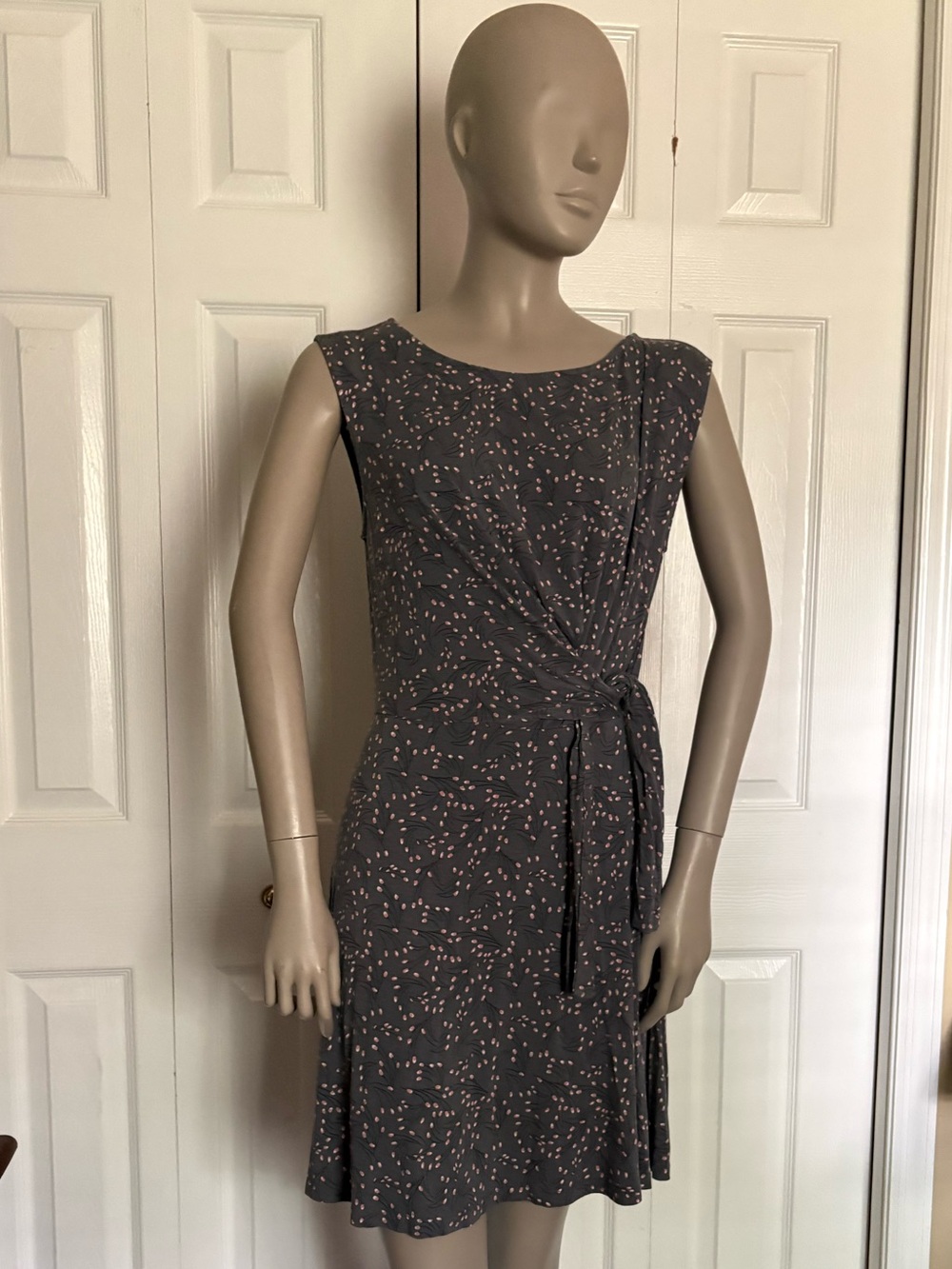 LOFT Gray Sleeveless Midi Dress with Pink floral Print